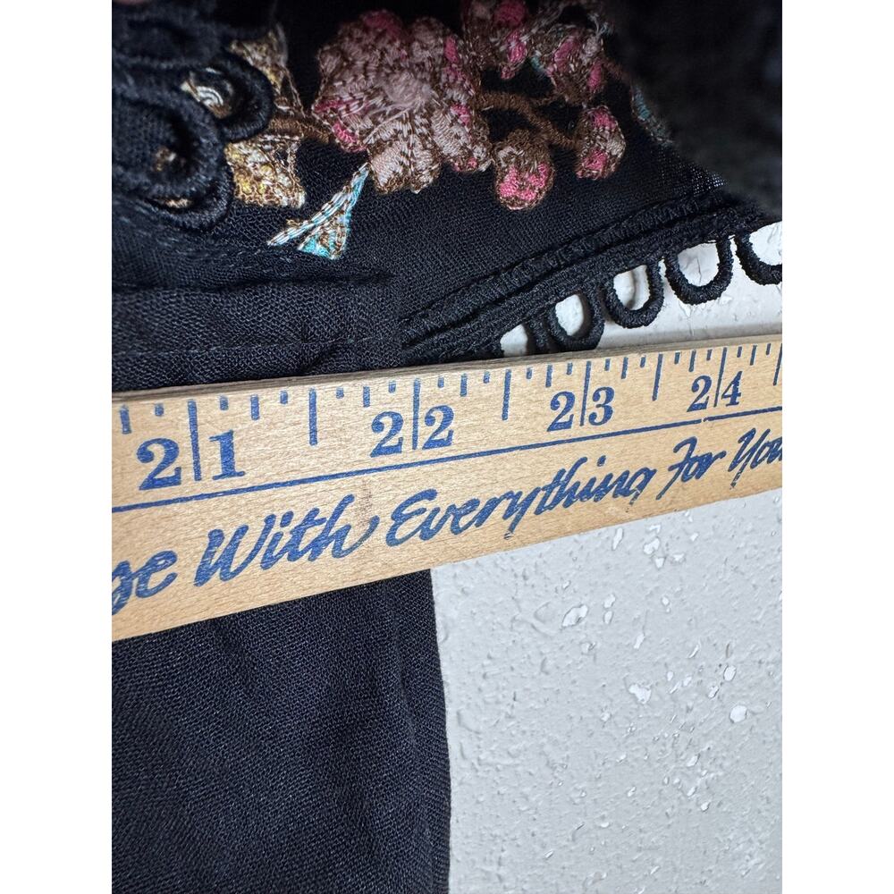 Mable by Anthropologie Black Floral Embroidery Puff Sleeve Womens size Medium - Picture 6 of 8